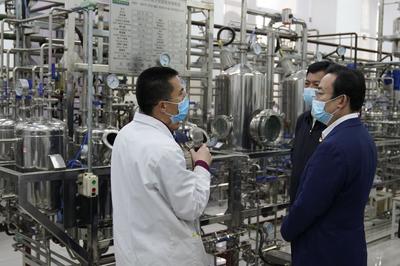 市委常委、教育工委書(shū)記夏林茂一行蒞臨我校調(diào)研指導(dǎo)生物技術(shù)開(kāi)發(fā)服務(wù)工作